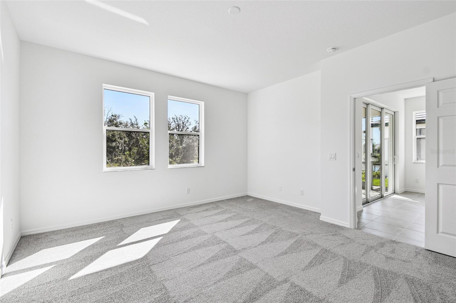 SWEETWATER VILLAS AT LAKEWOOD RANCH - Residential