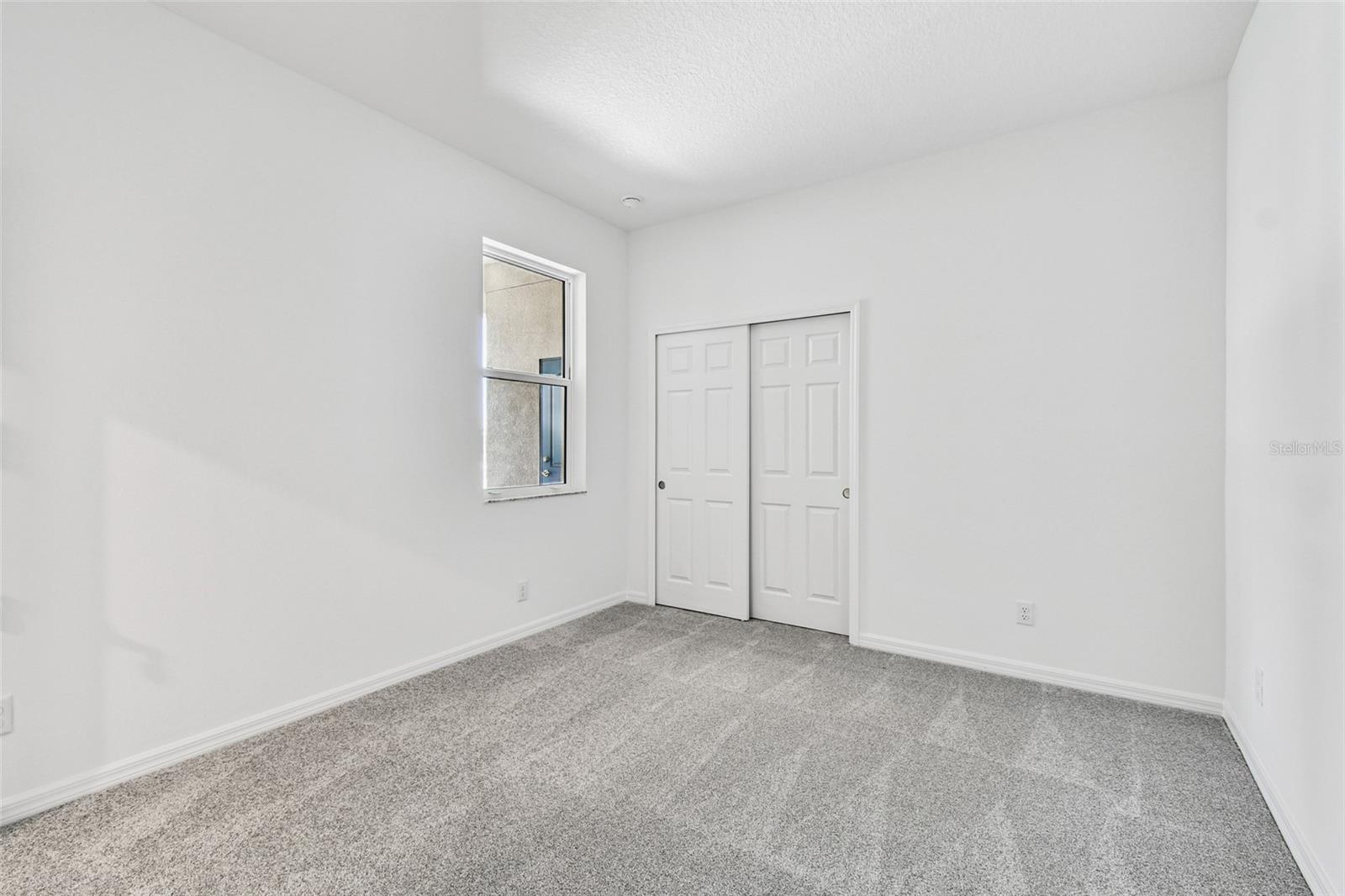 SWEETWATER VILLAS AT LAKEWOOD RANCH - Residential