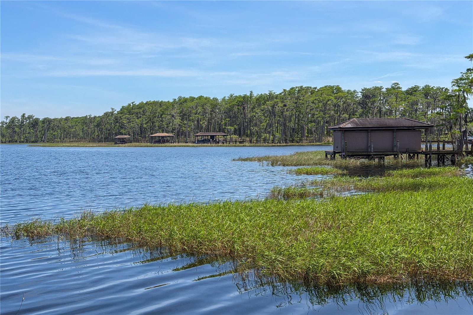 KEENES POINTE - Residential