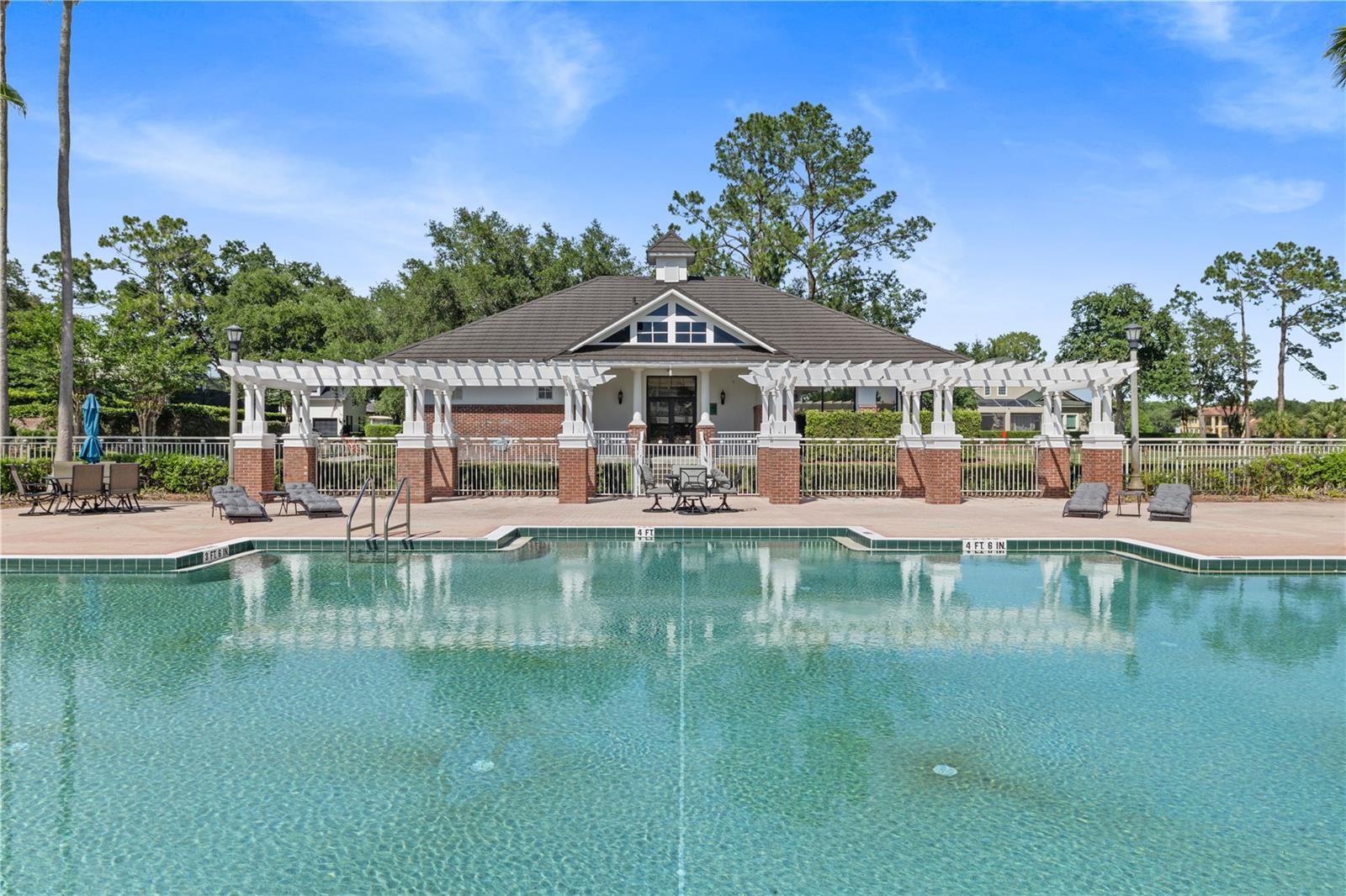 KEENES POINTE - Residential