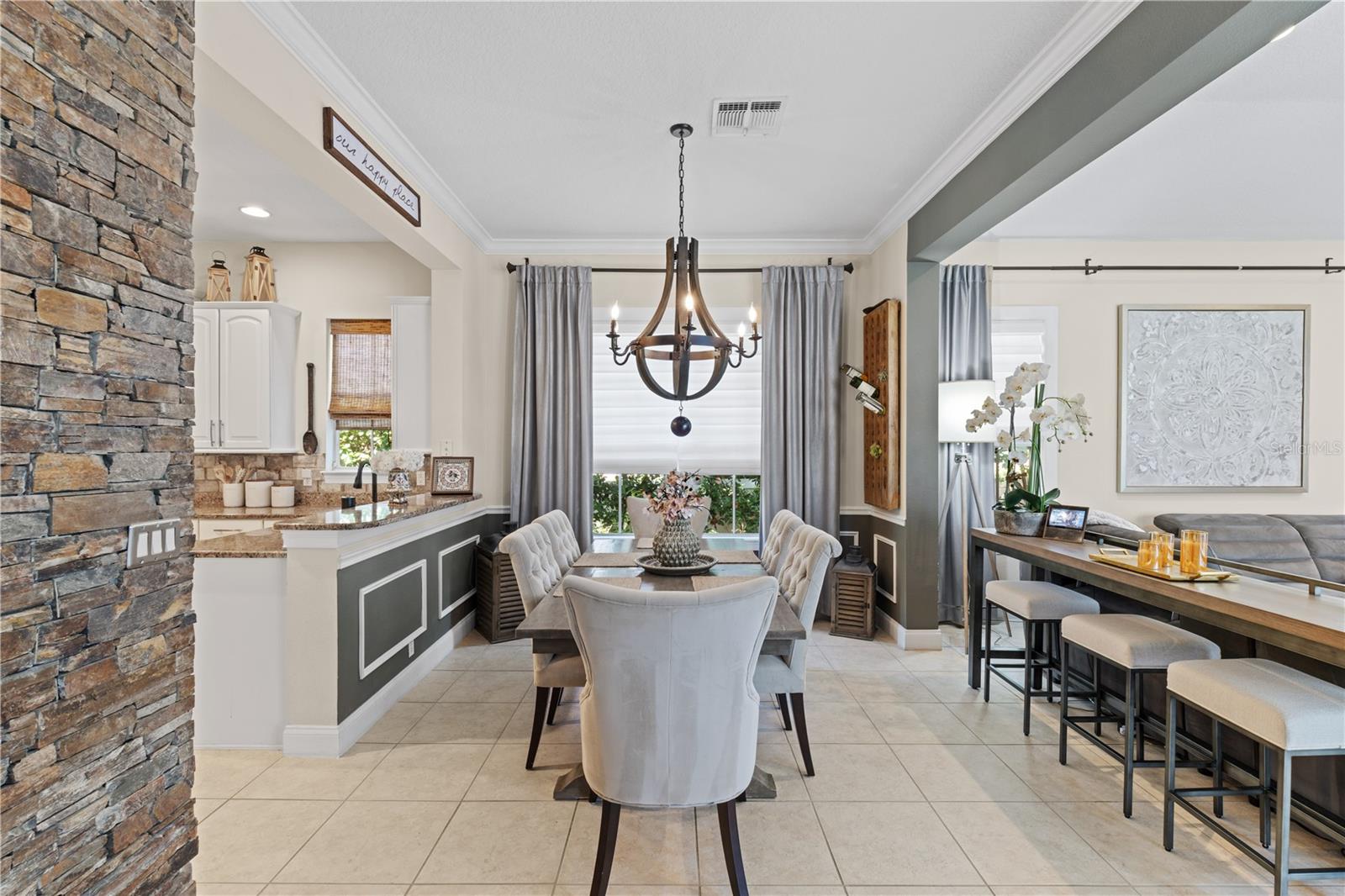 KEENES POINTE - Residential