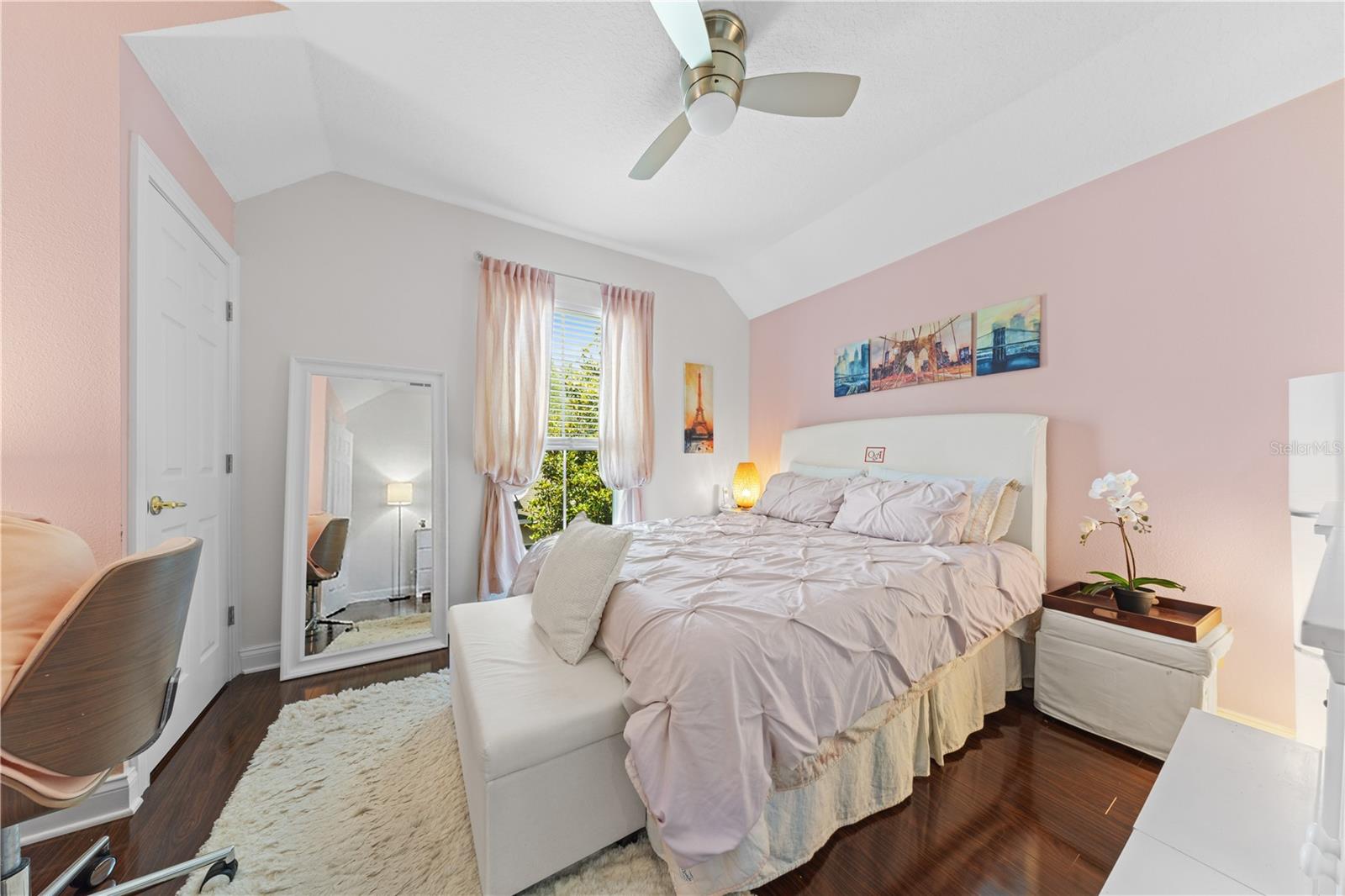 KEENES POINTE - Residential
