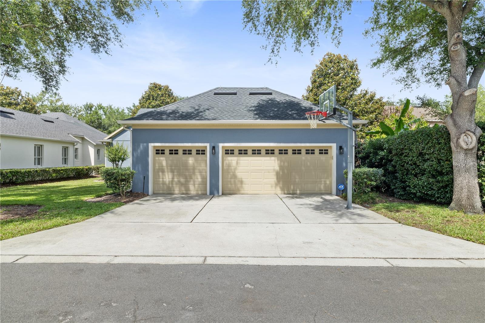 KEENES POINTE - Residential