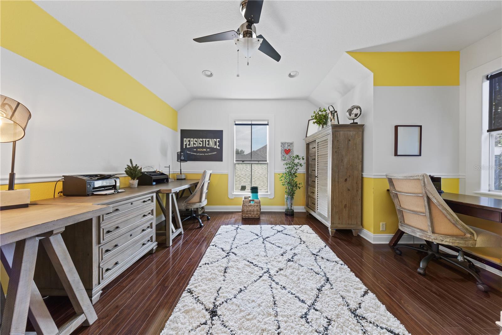 KEENES POINTE - Residential