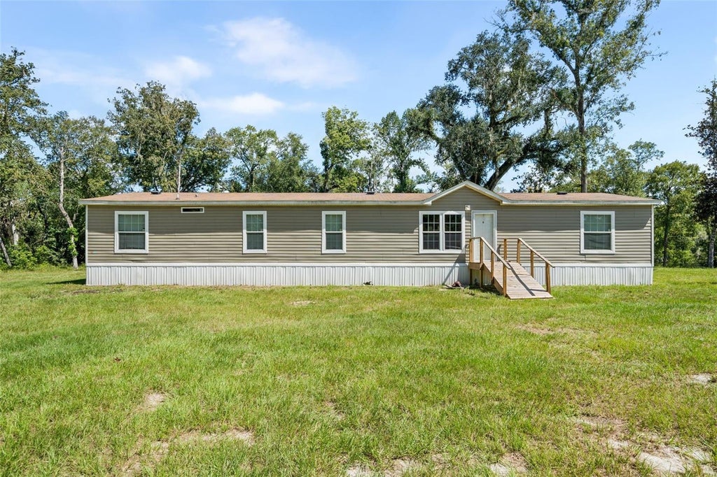 Photo of 11200 NE 22nd Court, Branford, FL 32008 (MLS # GC543246)