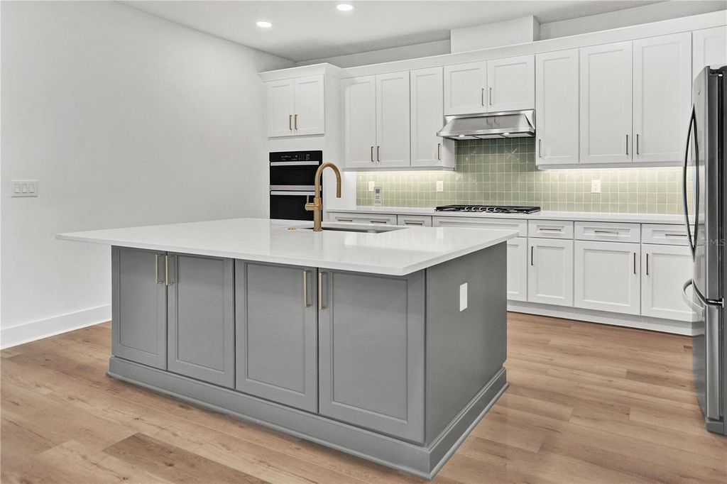 Photo of 18875 Dayspring Place, Venice, FL 34293 (MLS # A4661377)