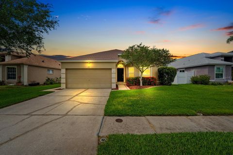 Photo of 735 NE Addison Drive, St Petersburg, FL 33716 (MLS # TB8507415)