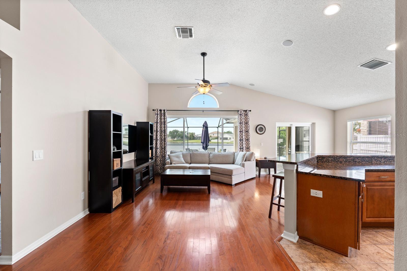 BRIGHTON BAY - Residential