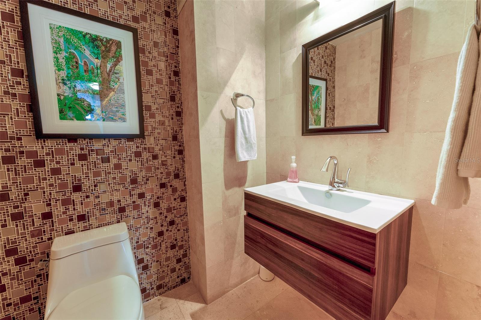 REGATTA - Residential