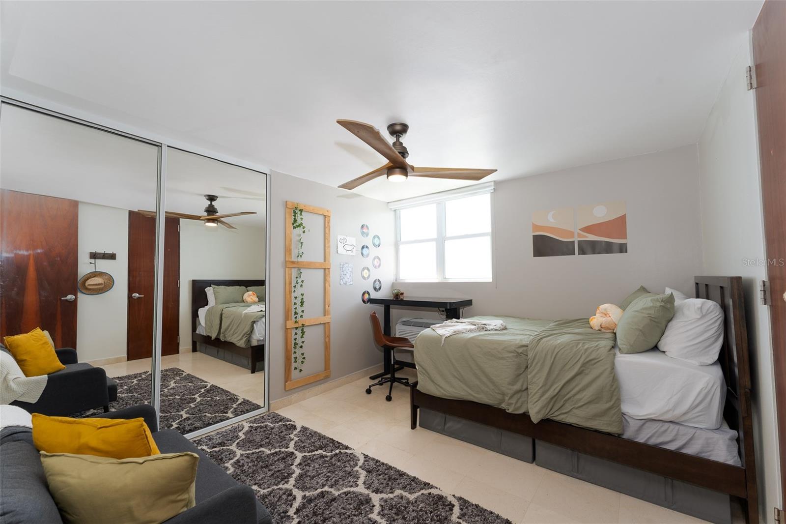 REGATTA - Residential