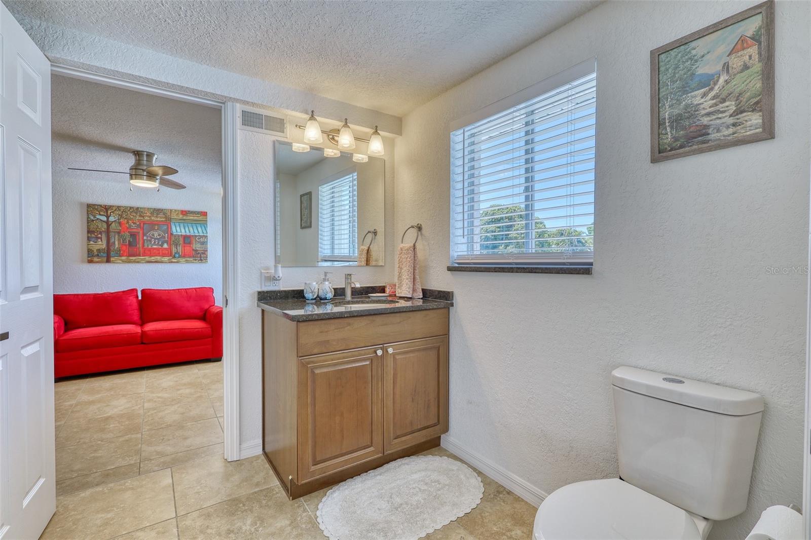 SOUTH GATE - Residential