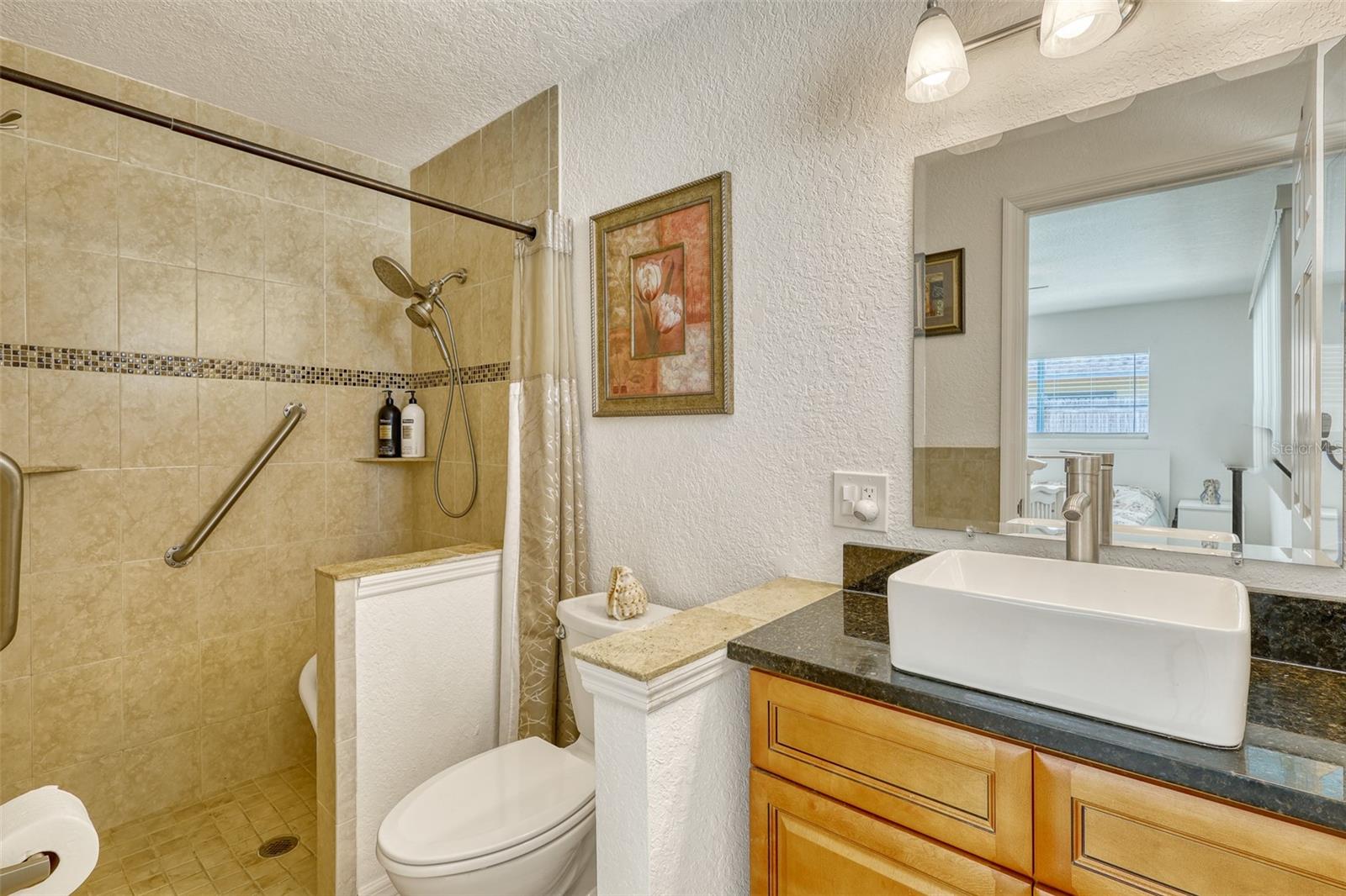 SOUTH GATE - Residential