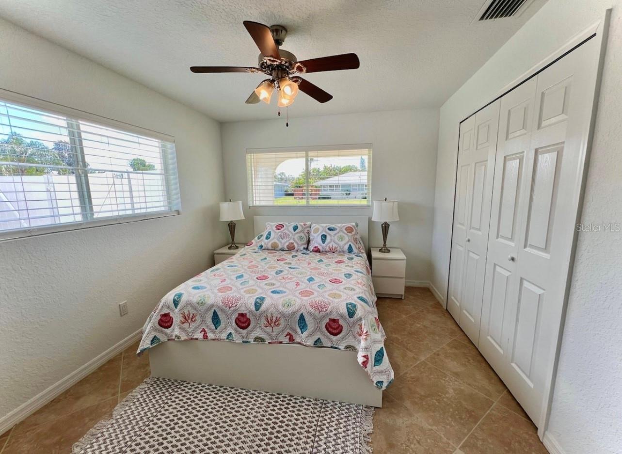 SOUTH GATE - Residential