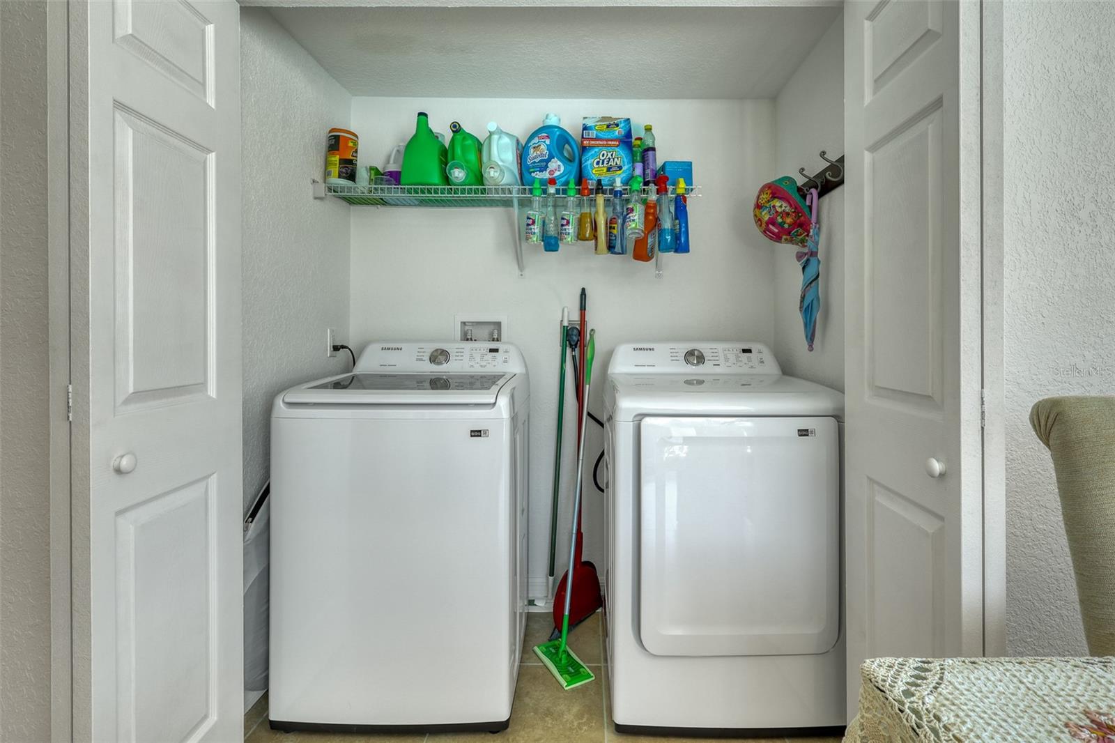 SOUTH GATE - Residential