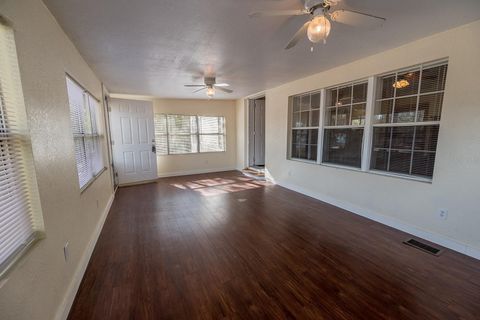 A home in KEYSTONE HEIGHTS