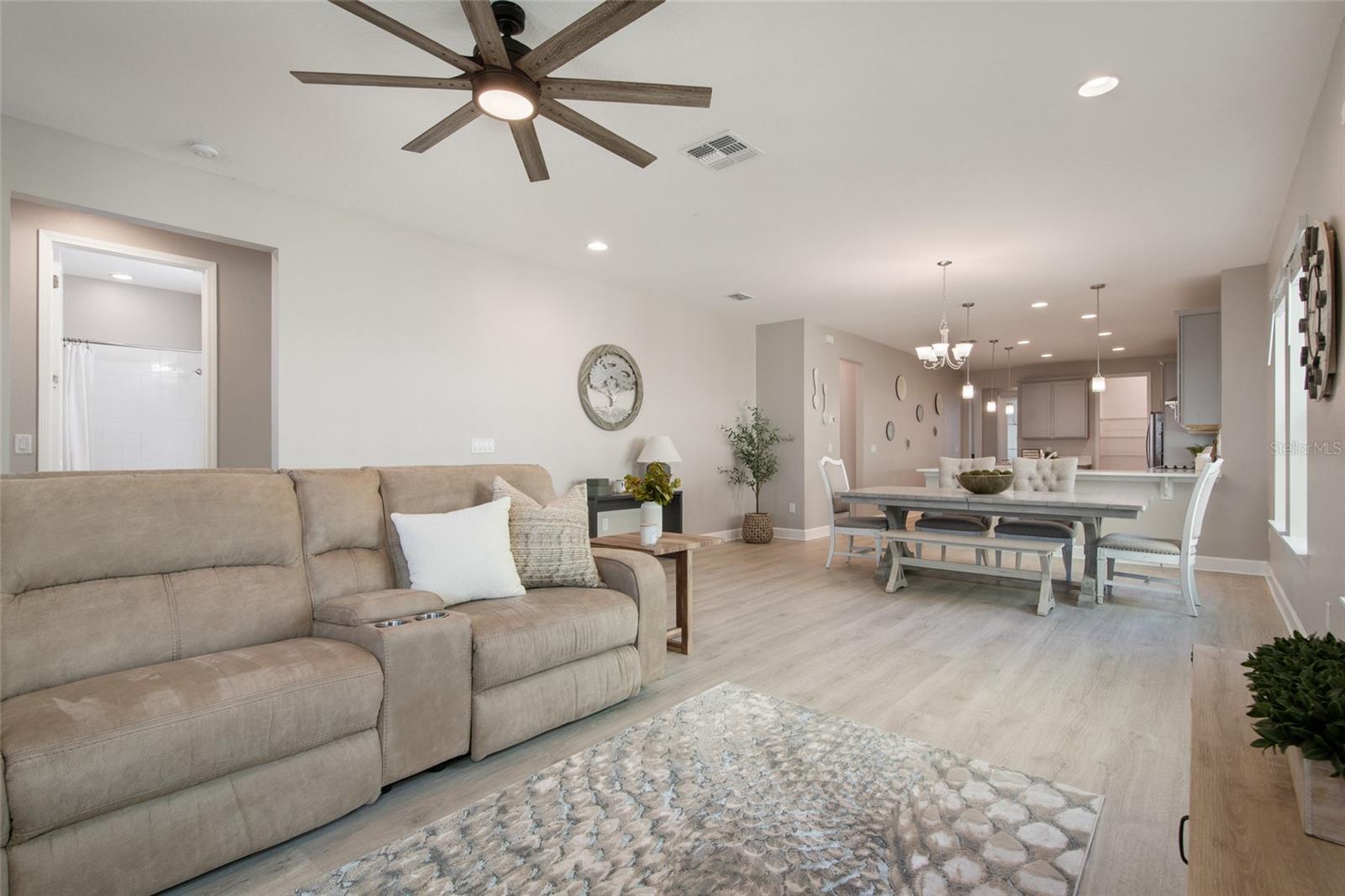 LAUREATE PARK PH 10 - Residential