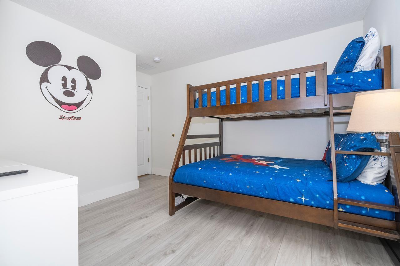 EMERALD ISLAND RESORT PH 3 - Residential