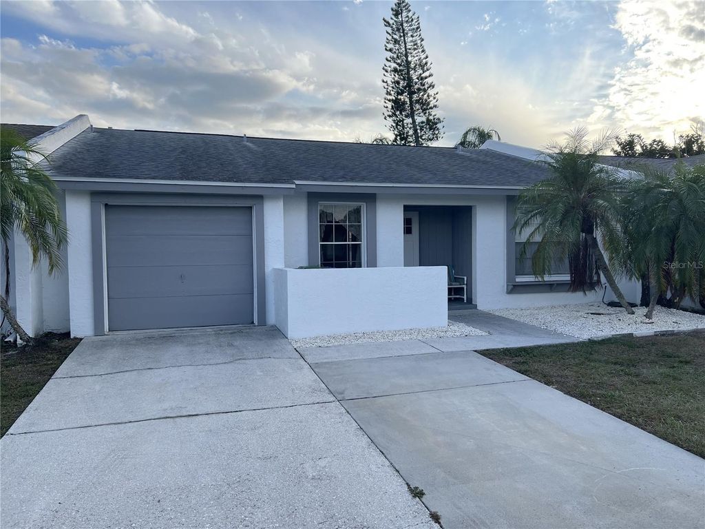 Photo of 4117 43rd Avenue W, Bradenton, FL 34205 (MLS # A4675277)