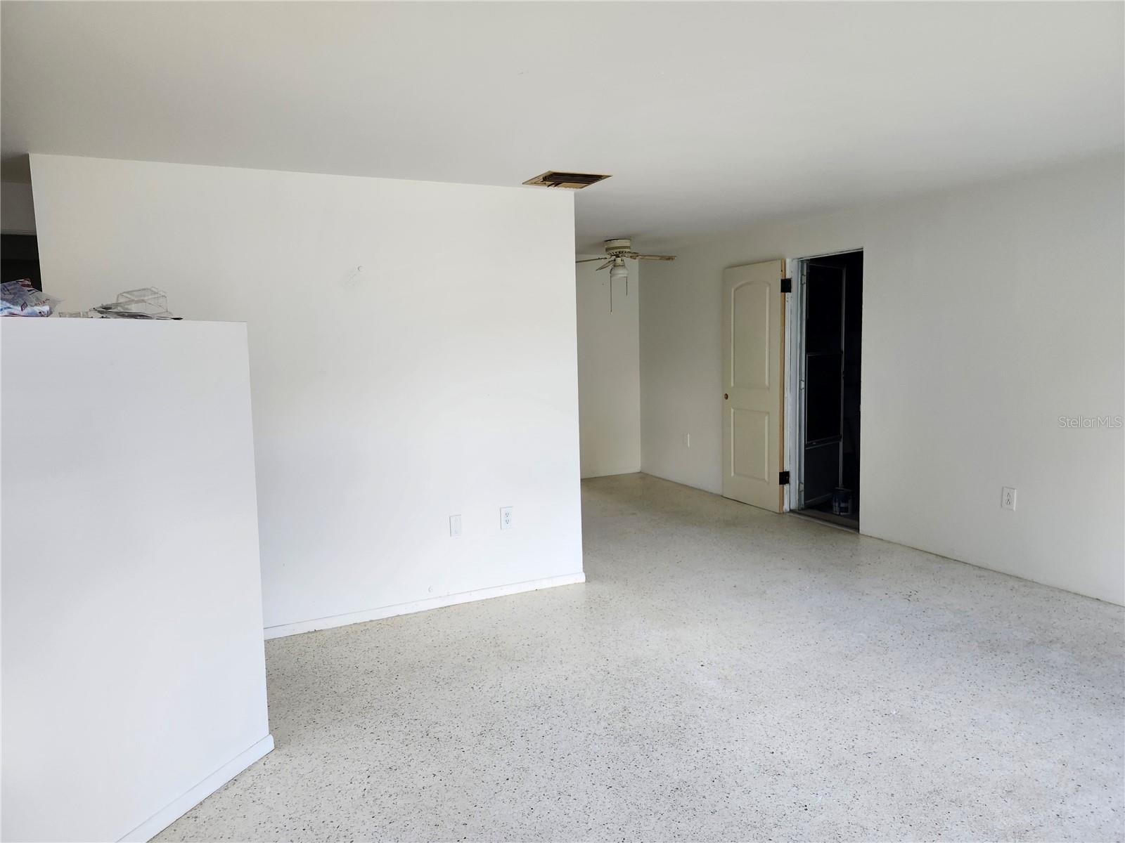 SARASOTA SPGS - Residential