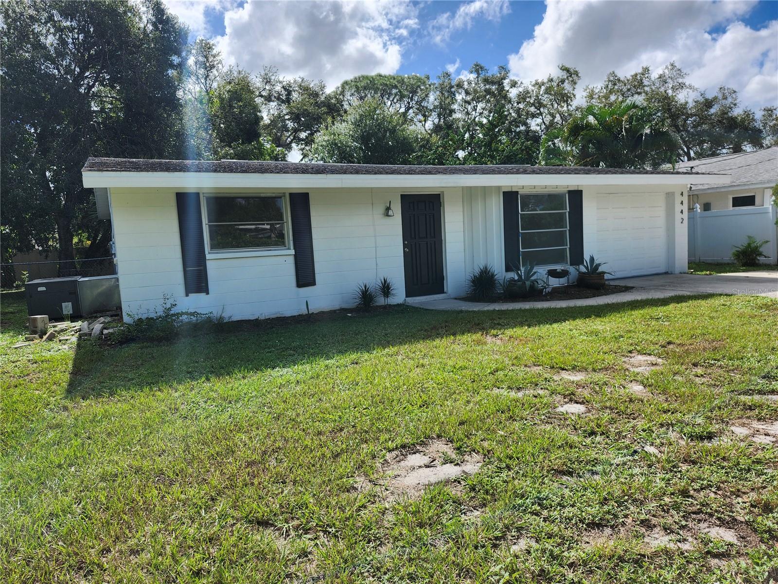 SARASOTA SPGS - Residential