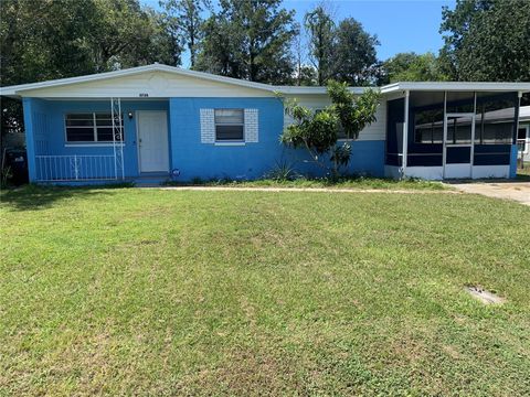 Photo of 2728 Hertha Avenue, Orlando, FL 32826 (MLS # O6317853) Photo of 2728 Hertha Avenue, Orlando, FL 32826 (MLS # O6317853)
