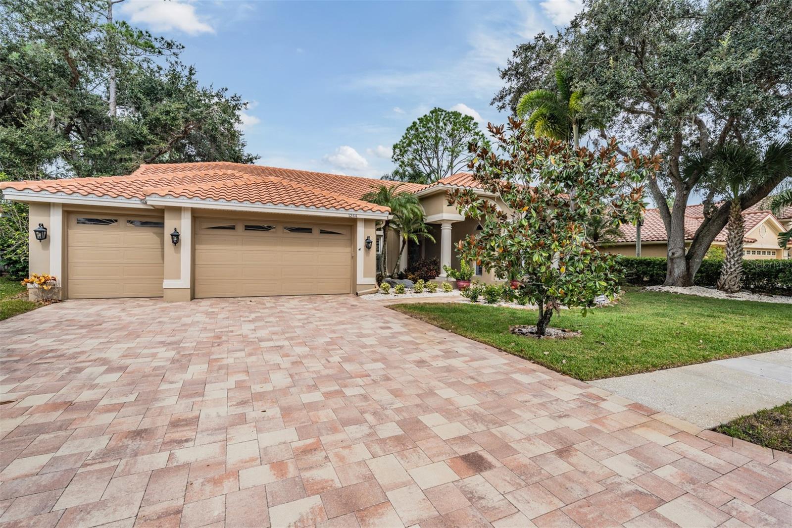 ABERDEEN UNIT ONE - Residential