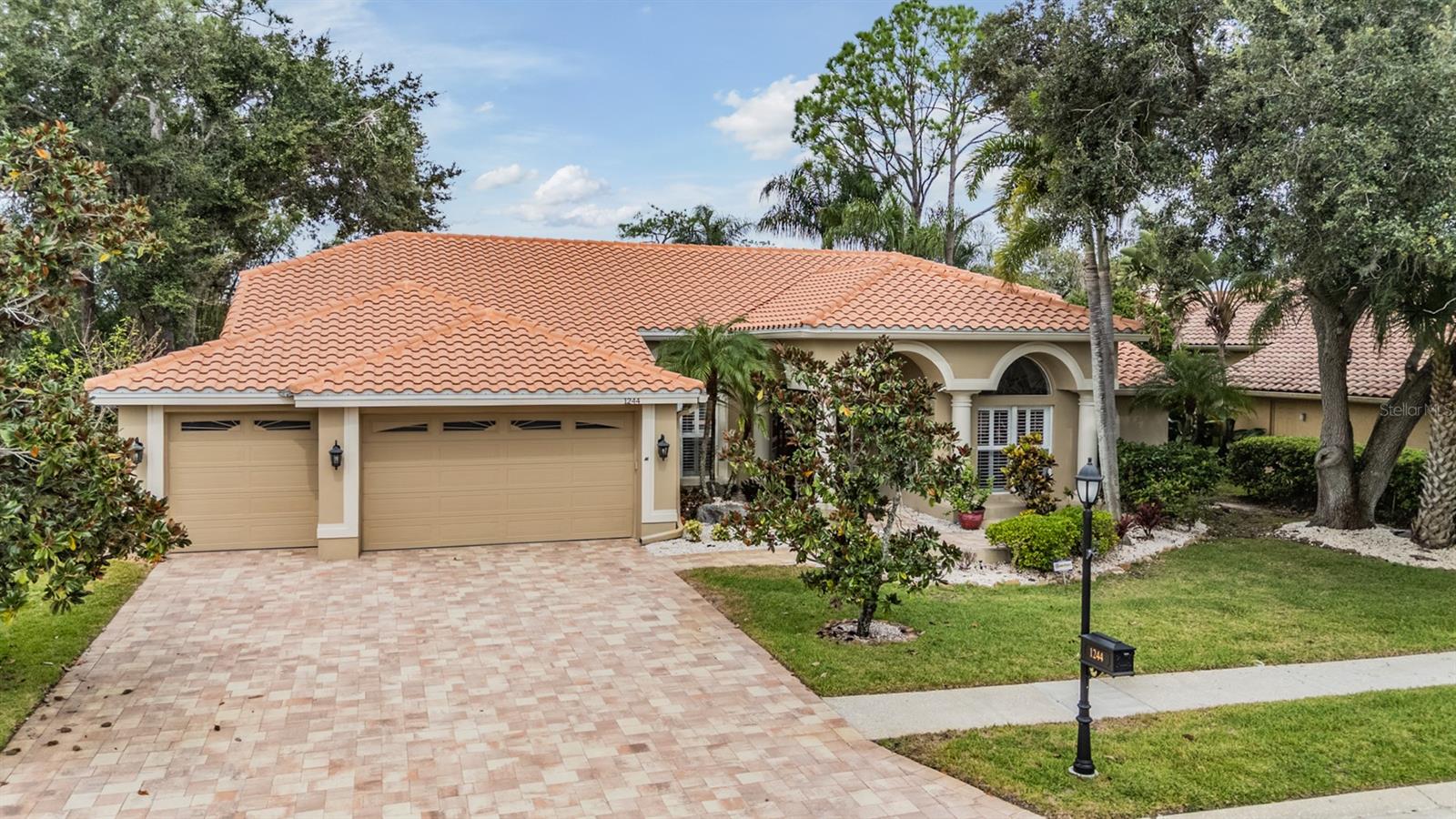 ABERDEEN UNIT ONE - Residential