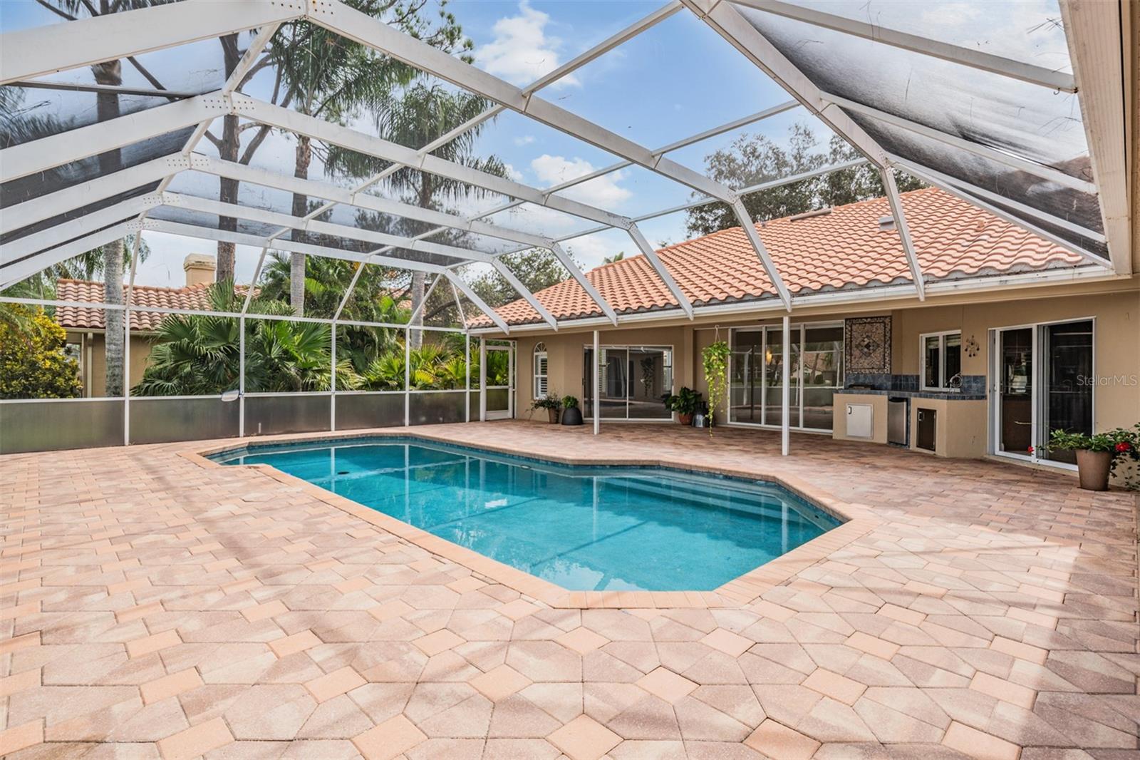 ABERDEEN UNIT ONE - Residential