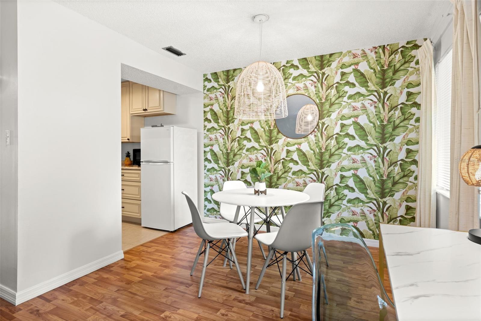 WOODSIDE VILLAGE CONDO - Residential