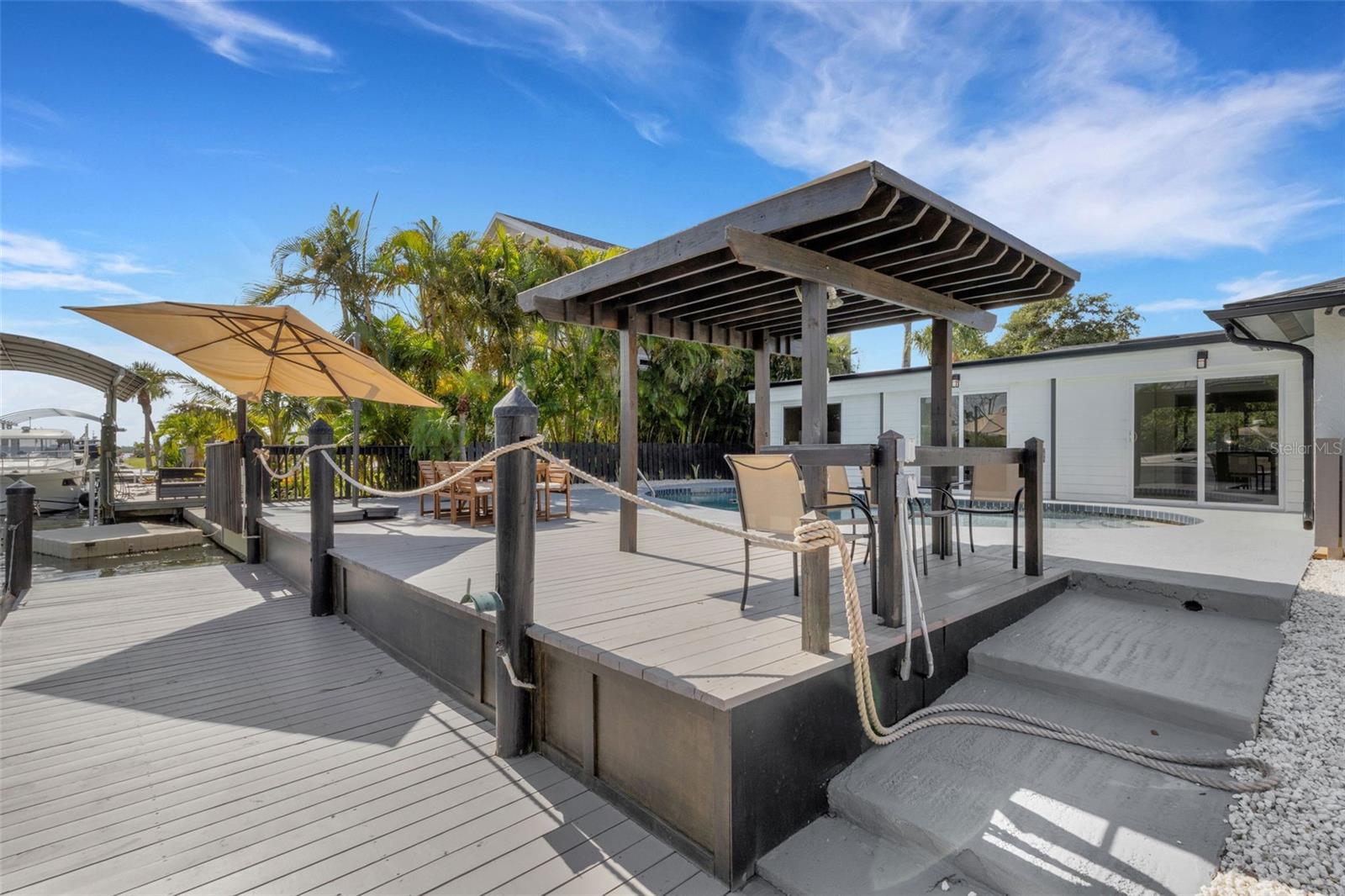 GULF & BAY ESTATES BLOCKS 1A, 1 & 2 - Residential