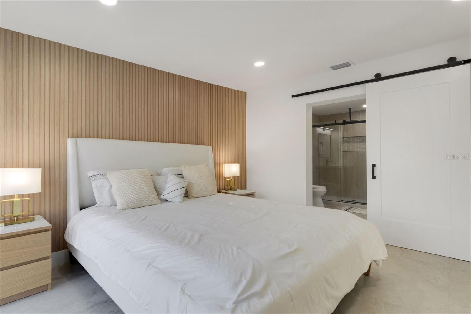 GULF & BAY ESTATES BLOCKS 1A, 1 & 2 - Residential