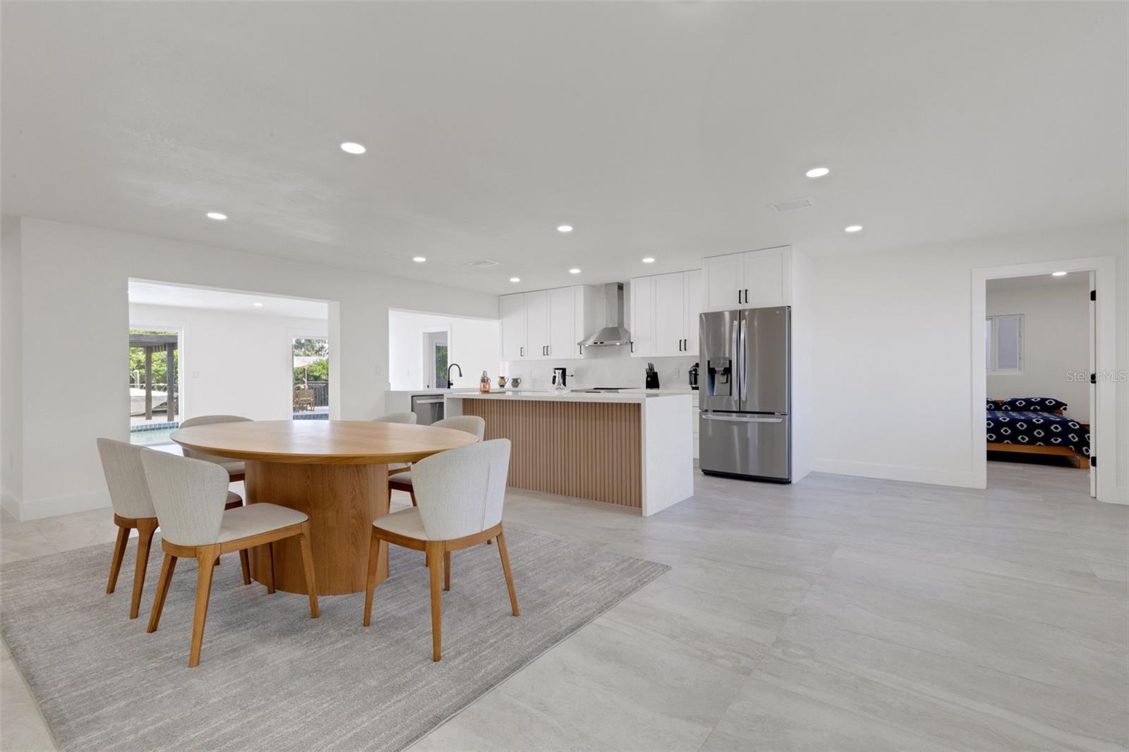 4316 CALOOSA DRIVE