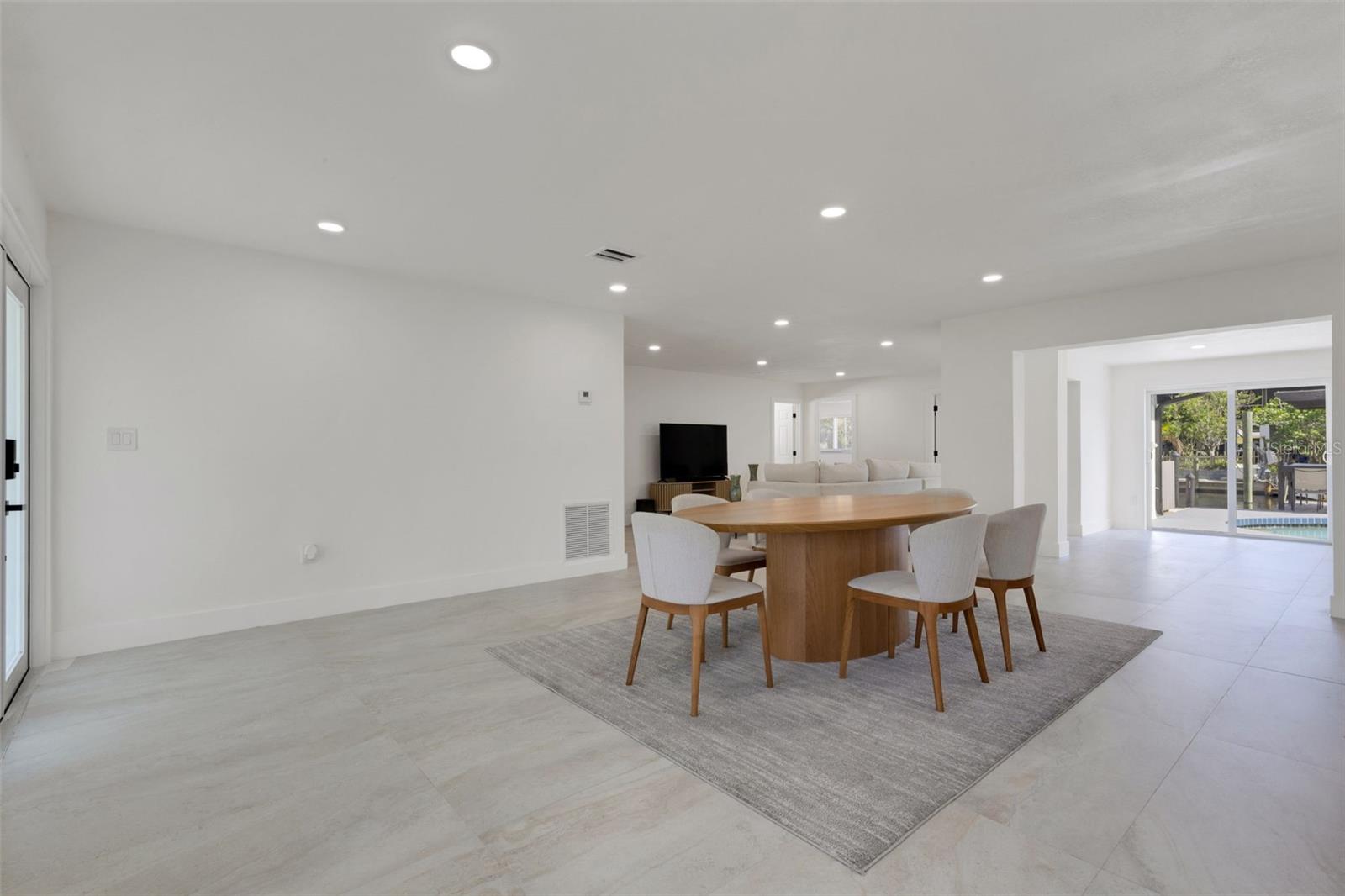 4316 CALOOSA DRIVE