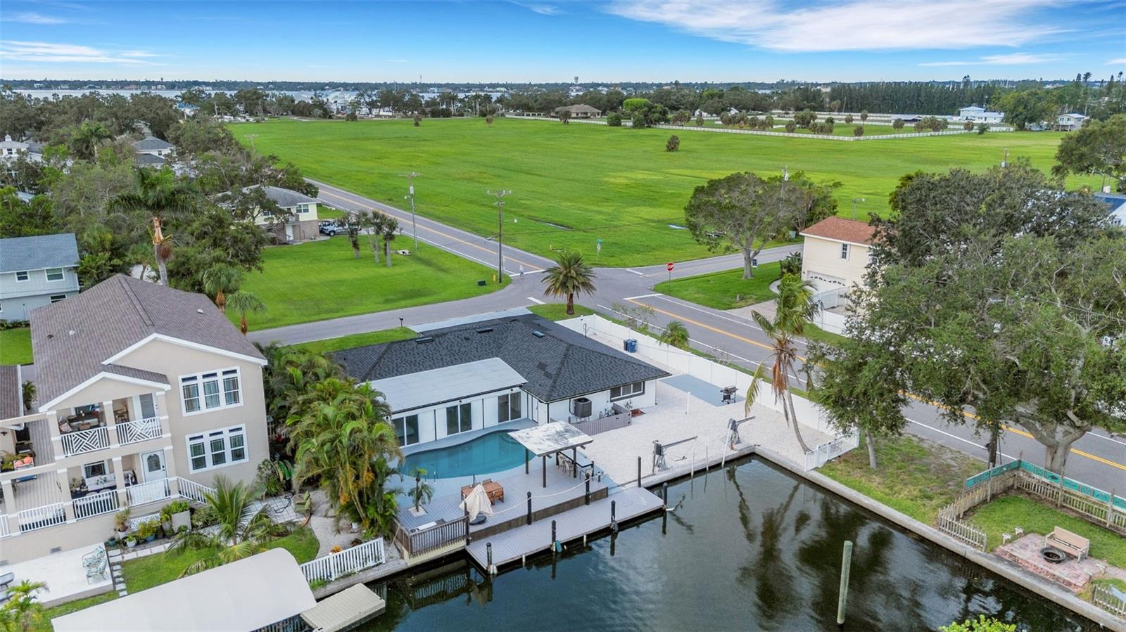 GULF & BAY ESTATES BLOCKS 1A, 1 & 2 - Residential