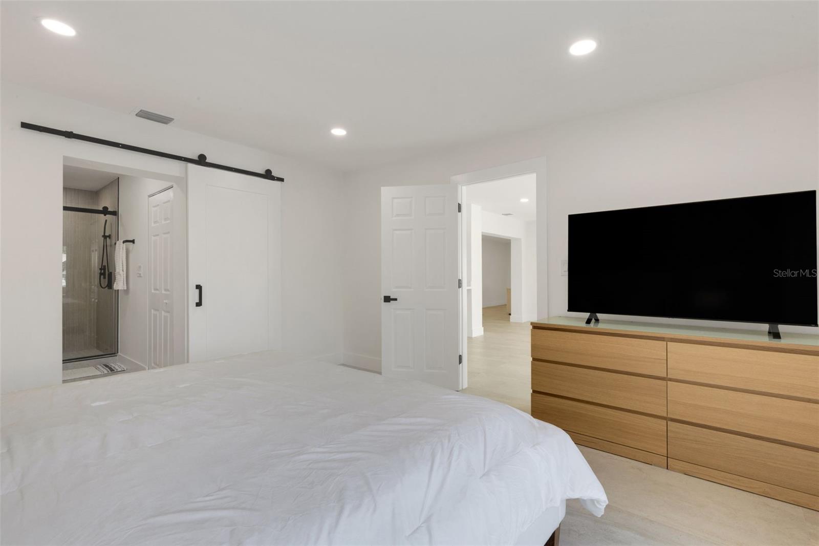 GULF & BAY ESTATES BLOCKS 1A, 1 & 2 - Residential