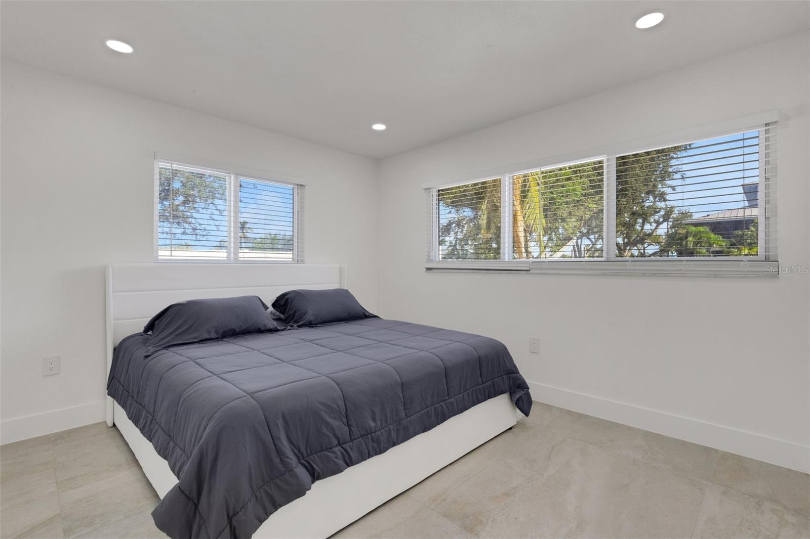 GULF & BAY ESTATES BLOCKS 1A, 1 & 2 - Residential