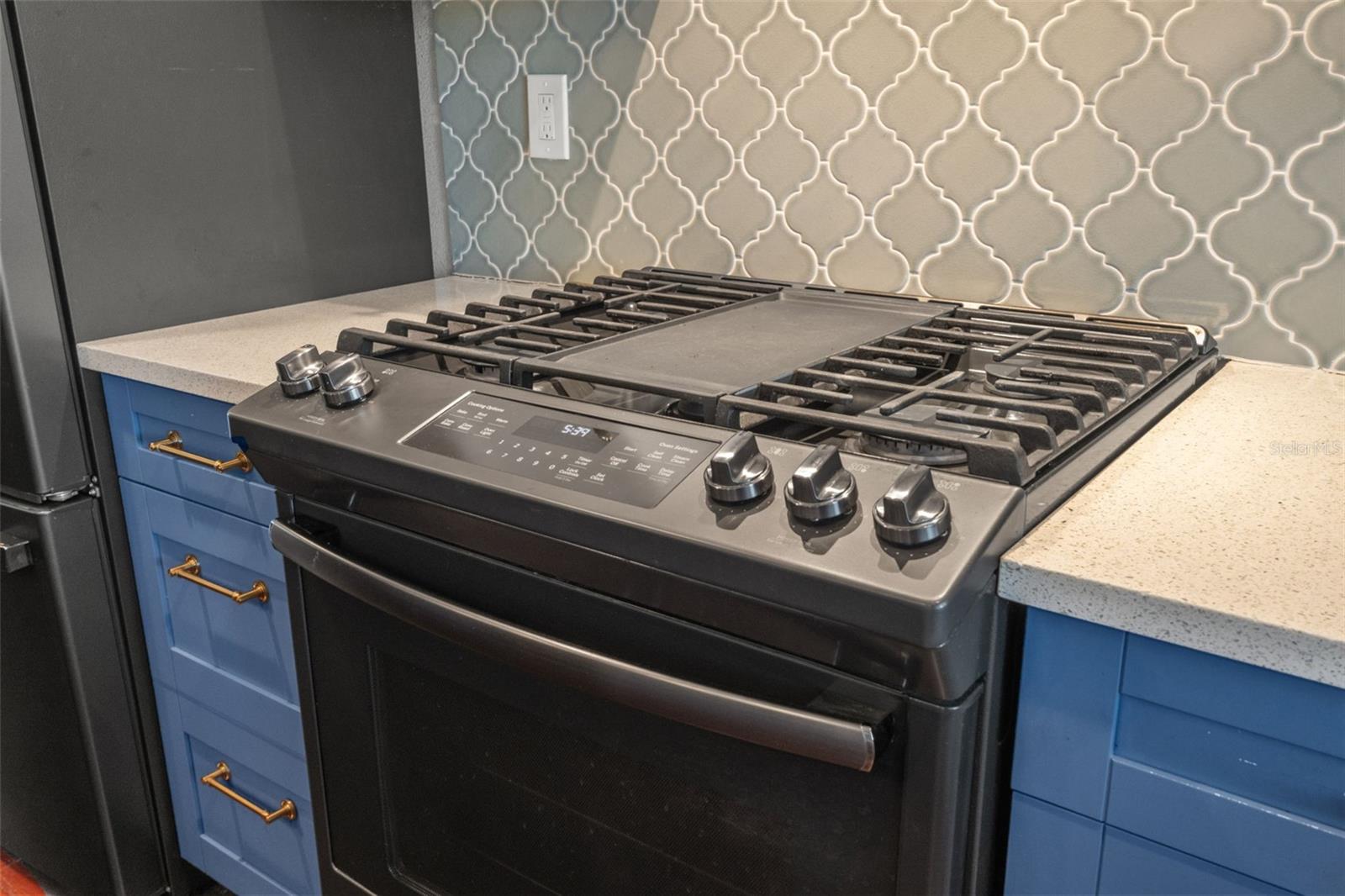 RIVERBEND SUB - Residential