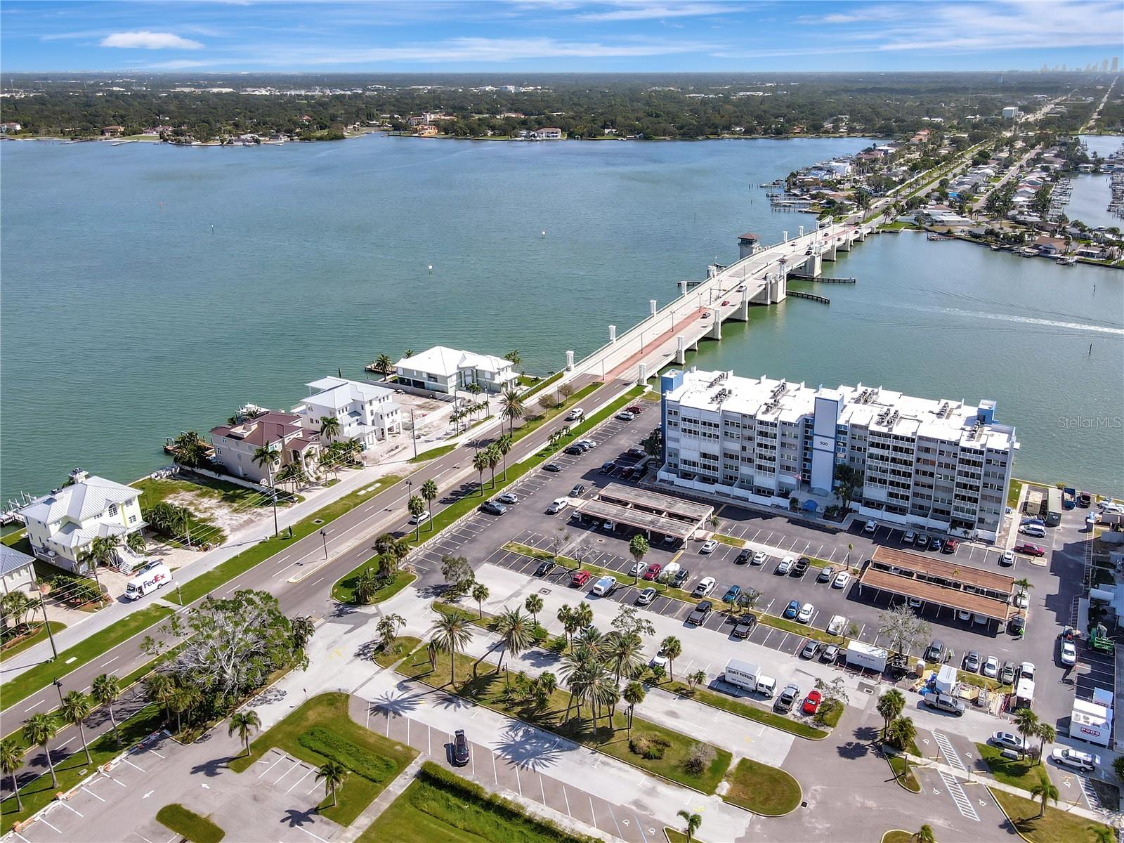 TREASURE ISLAND TENNIS & YACHT CLUB - Residential Lease