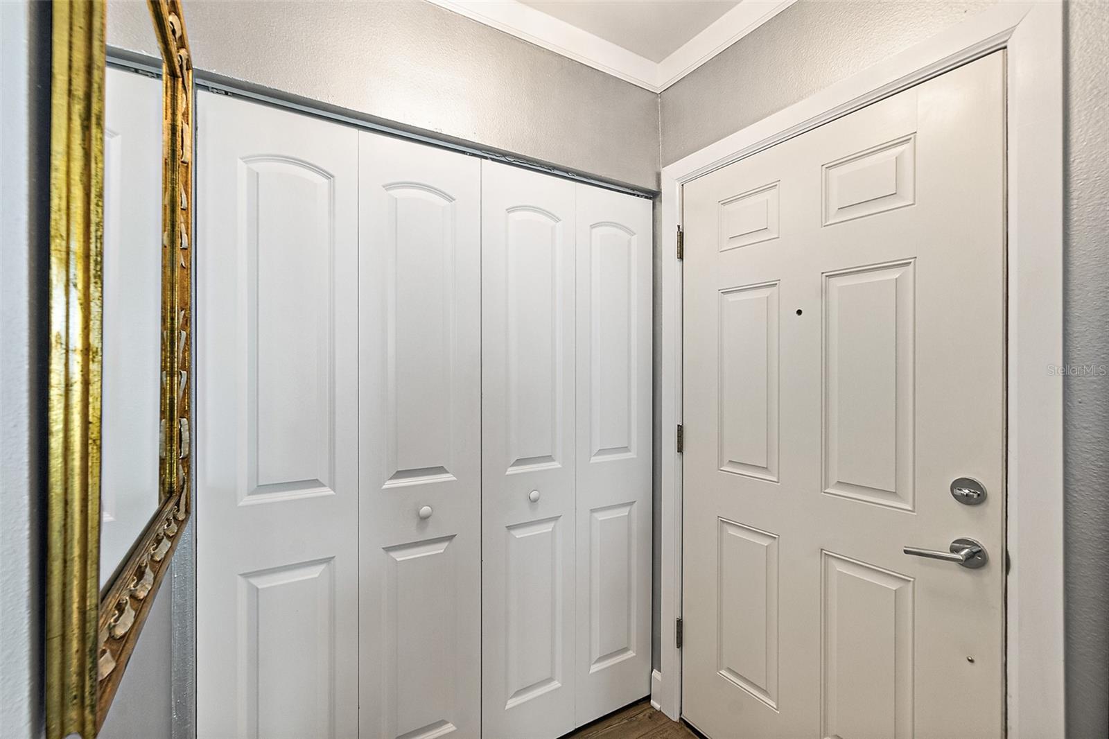 MARINA BAY CONDO PH 1 - Residential