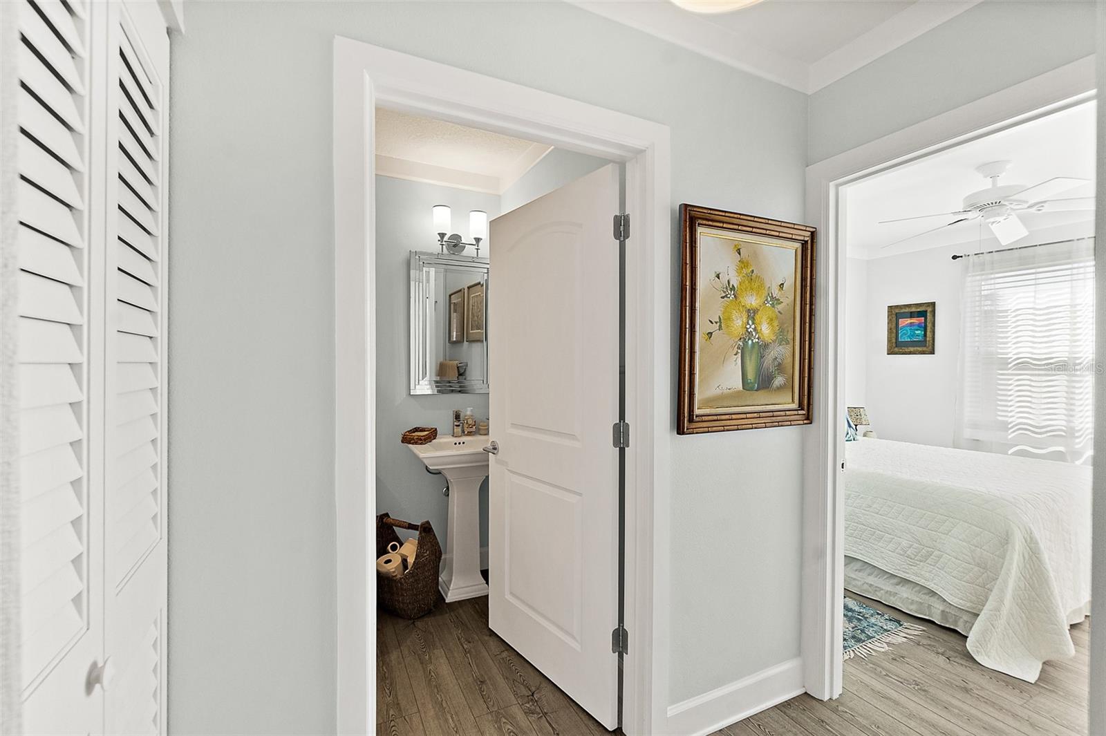 MARINA BAY CONDO PH 1 - Residential