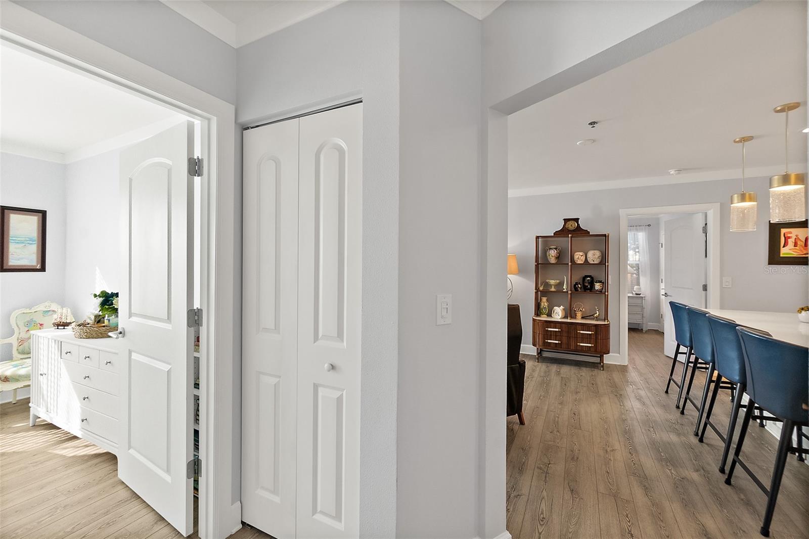 MARINA BAY CONDO PH 1 - Residential