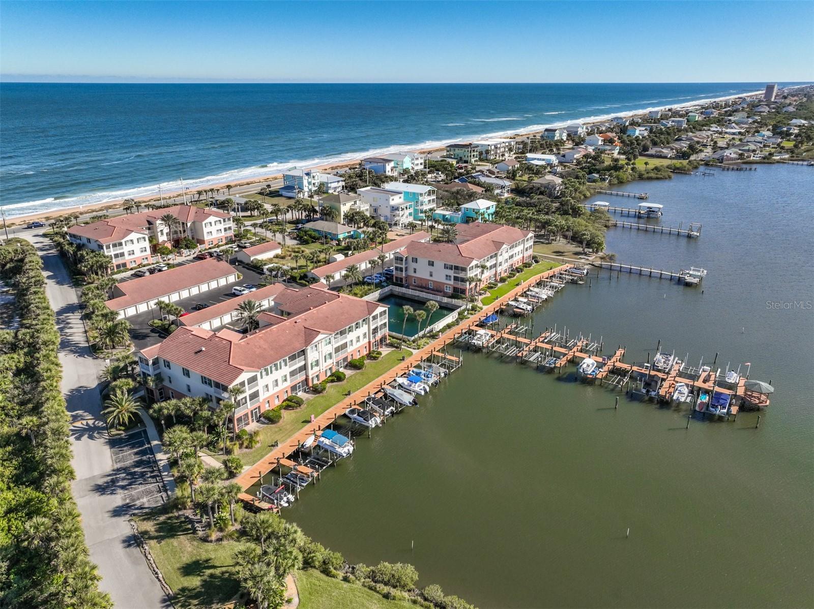 MARINA BAY CONDO PH 1 - Residential