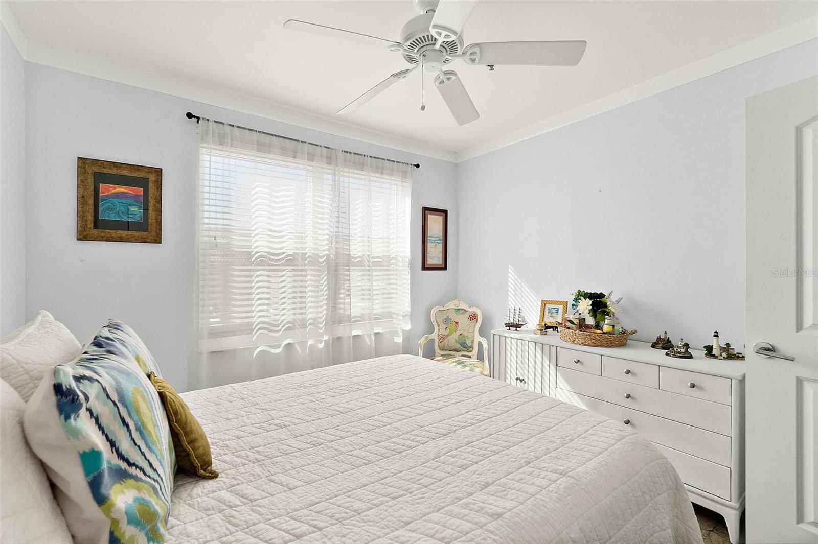 MARINA BAY CONDO PH 1 - Residential