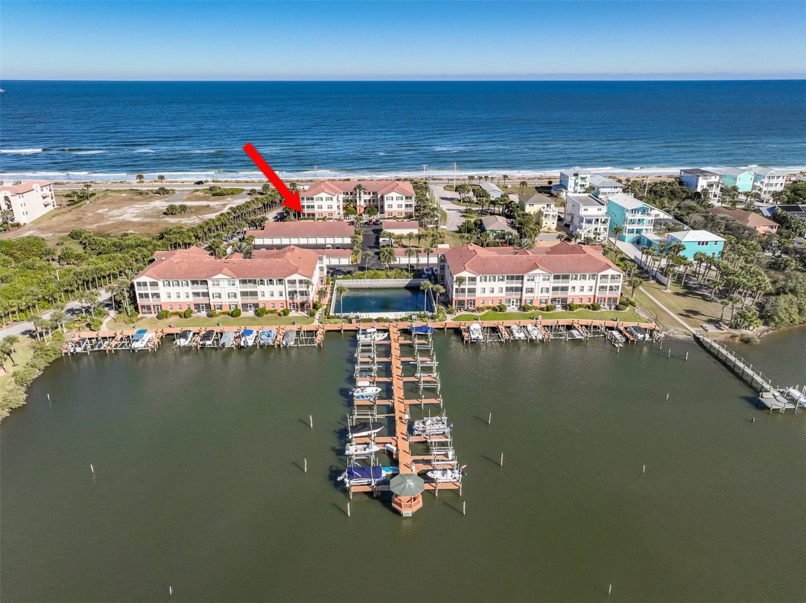 MARINA BAY CONDO PH 1 - Residential