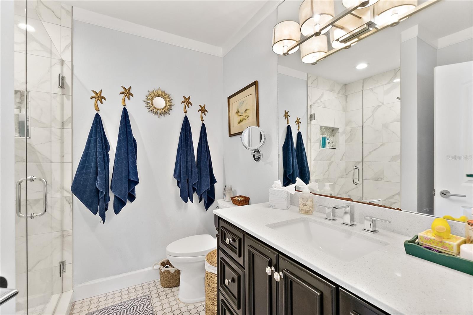 MARINA BAY CONDO PH 1 - Residential