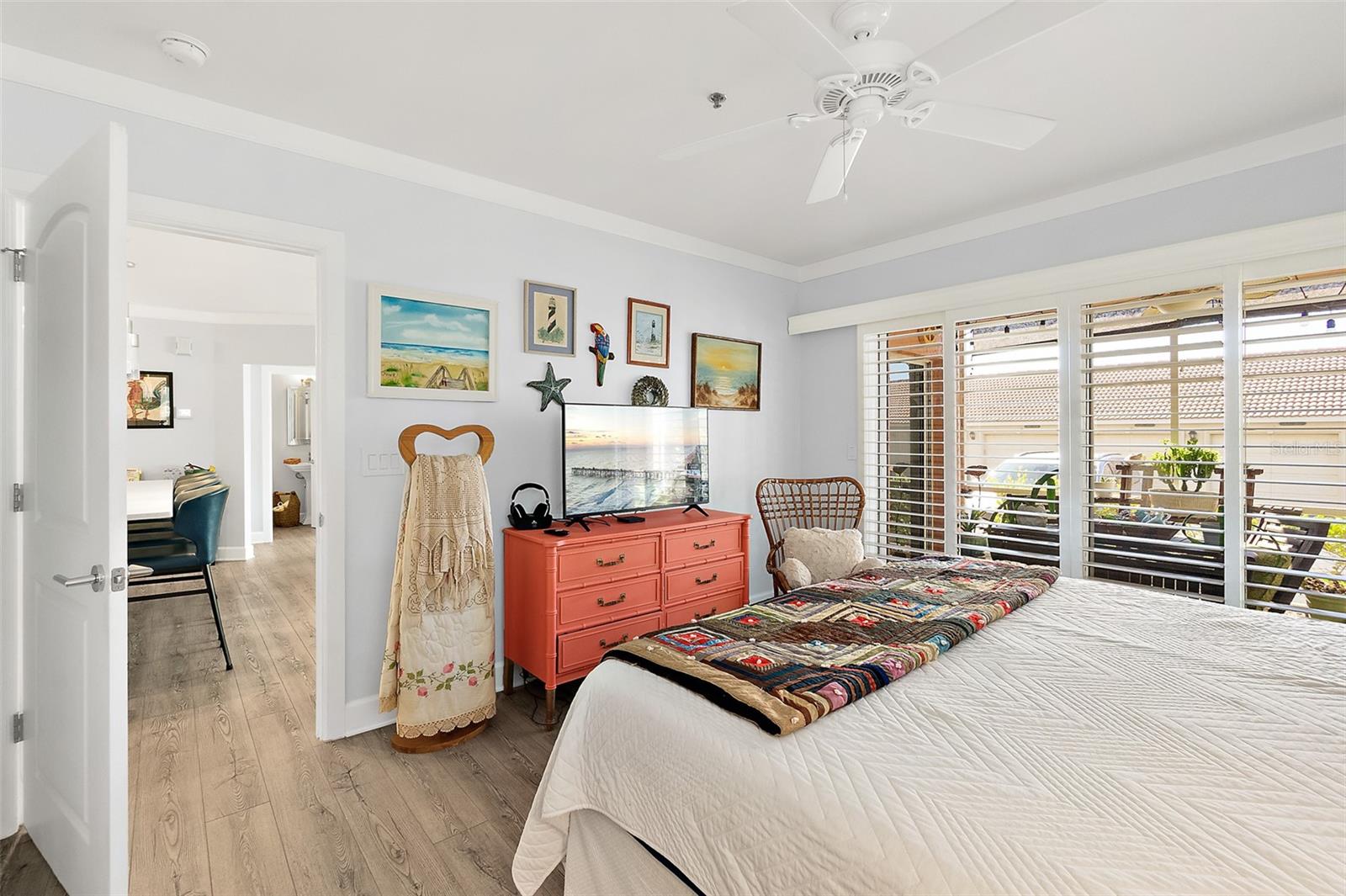 MARINA BAY CONDO PH 1 - Residential