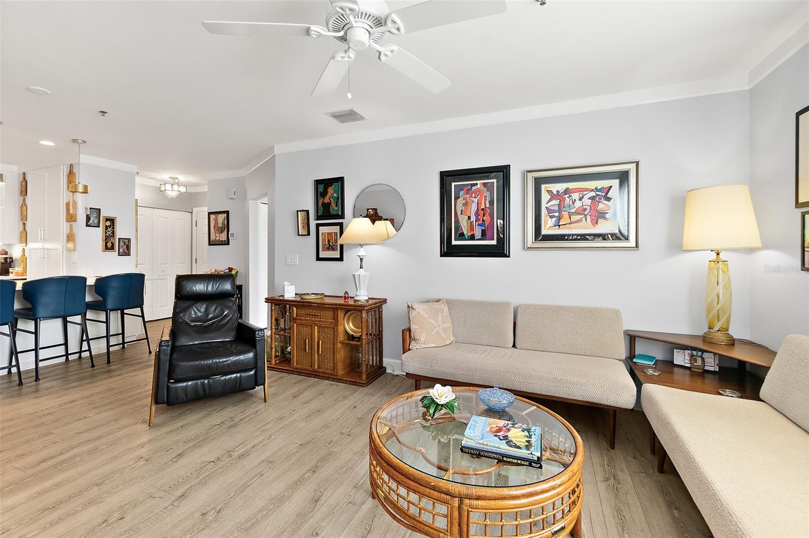 MARINA BAY CONDO PH 1 - Residential