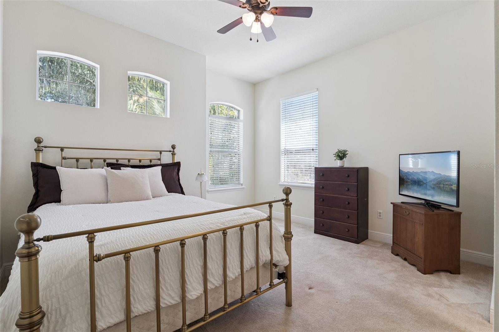 DUNHILL AT ERROL ESTATES - Residential