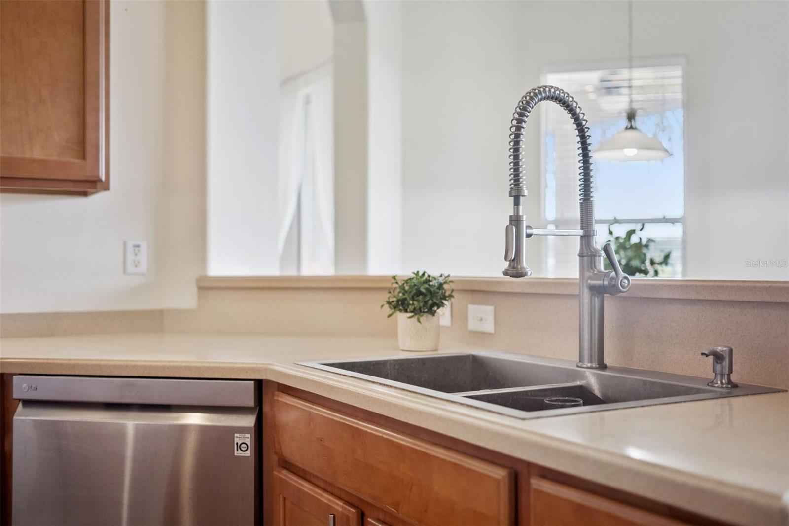 DUNHILL AT ERROL ESTATES - Residential