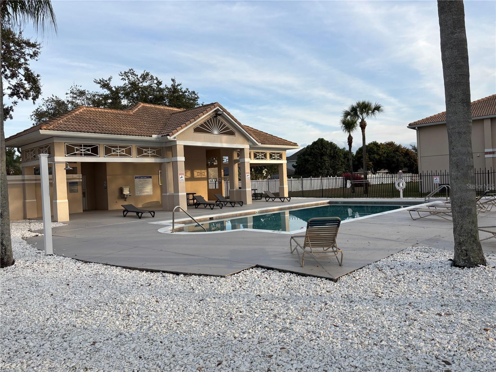 FAIRWAY GLEN AT MEADOW WOODS CONDO - Residential Lease